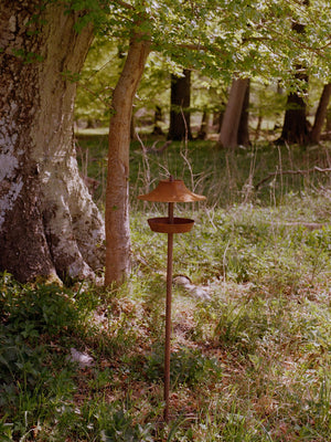 ferm LIVING Cortivo Bird Feeder – Rust
