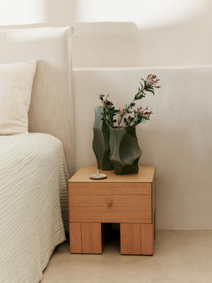 ferm LIVING Cueva Vase H26 cm – Dark Sage