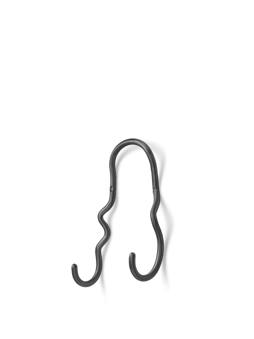 ferm LIVING Curvature Double Hook – Black Brass