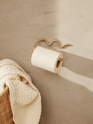 ferm LIVING Curvature Toilet Paper Holder – Brass