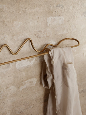 ferm LIVING Curvature Towel Hanger – Brass