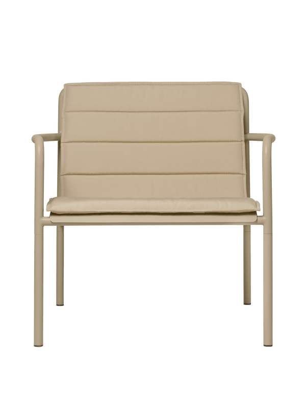 ferm LIVING Dapple Cushion – Lounge Chair – Cashmere