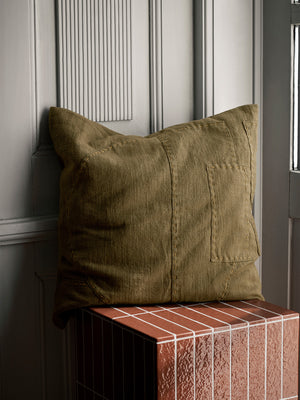 ferm LIVING Darn Cushion – Dark Taupe