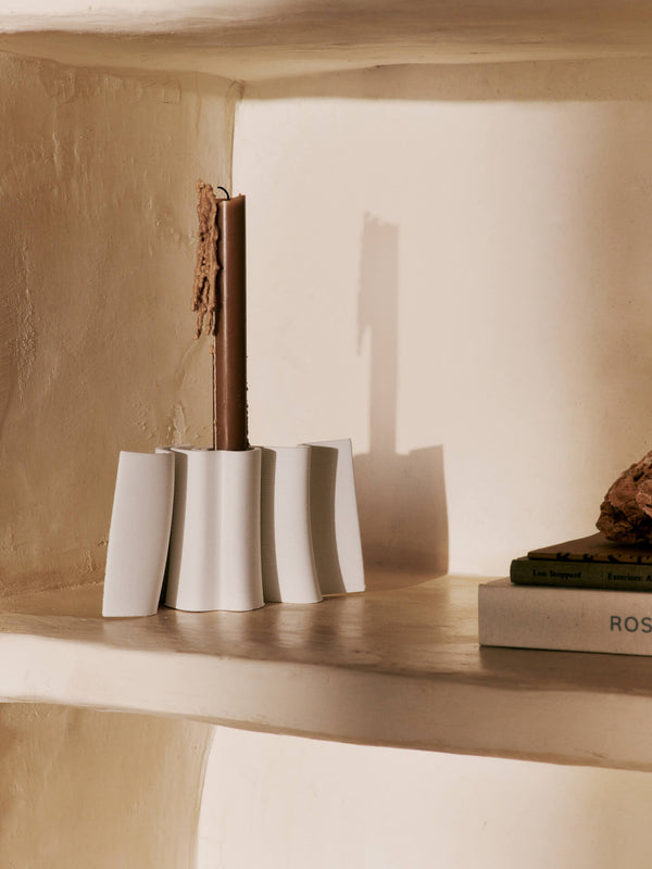 ferm LIVING Dedali Candle Holder – Off-white