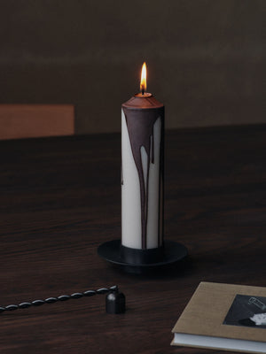 ferm LIVING Dryp Pillar Candle H20 cm – Dark Chocolate