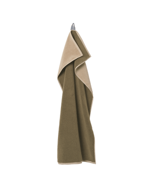ferm LIVING Ekko Bath Towel – Olive / Cashmere