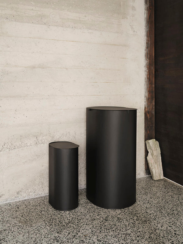 ferm LIVING Enkel Bin Small – Black