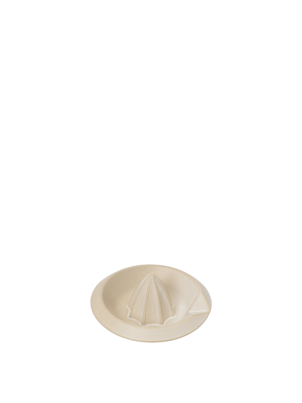 ferm LIVING Erena Citrus Juicer – Cream