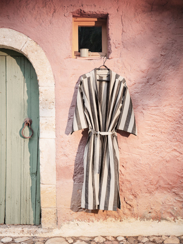 ferm LIVING Field Robe – Sand / Black