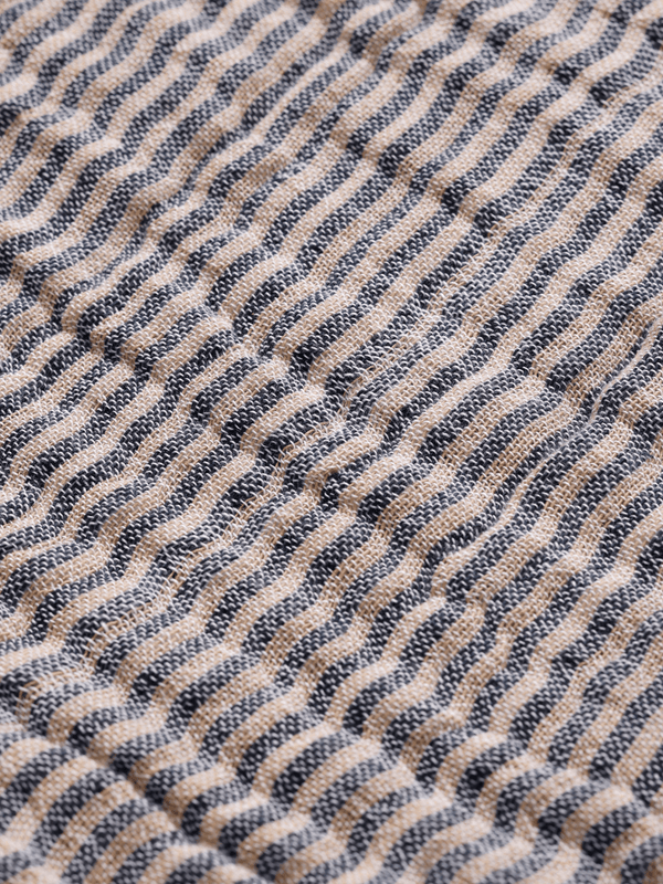 ferm LIVING Fino Bedspread – Ink Blue / Sand