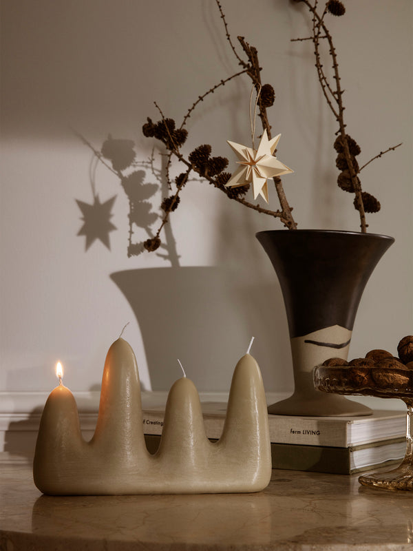 ferm LIVING Flores Vase – Sand / Black