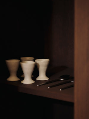 ferm LIVING Flow Egg Cups – Set of 2 – Off-white Speckle