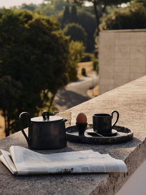 ferm LIVING Flow Teapot – Black