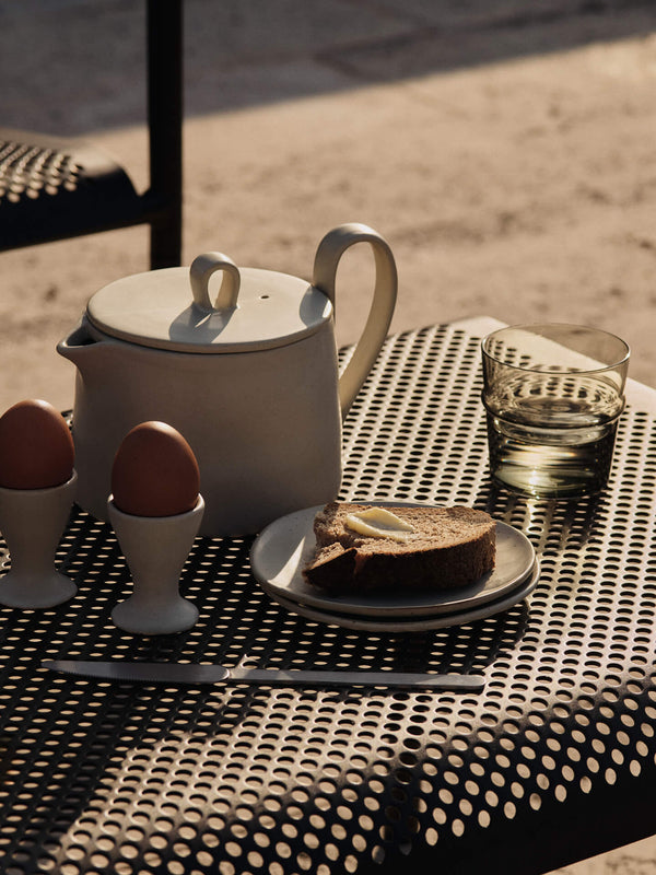 ferm LIVING Flow Teapot – Off-white Speckle