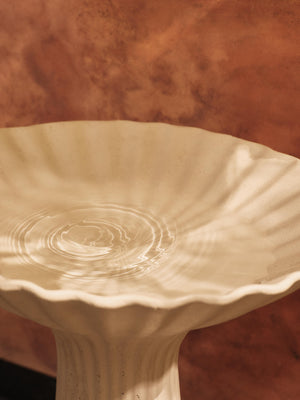ferm LIVING Fountain Pedestal Bowl – Ivory