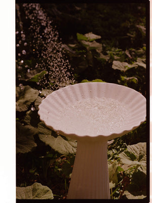 ferm LIVING Fountain Pedestal Bowl – Ivory