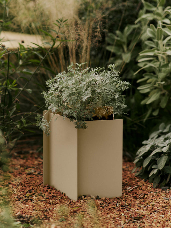 ferm LIVING Fragma Planter H28 cm – Cashmere