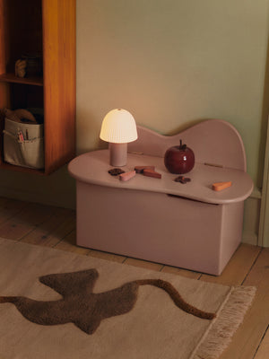 ferm LIVING Frill Portable Lamp – Rose / White