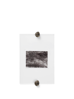 ferm LIVING Gravel Picture Frame A5 – Antique Brass