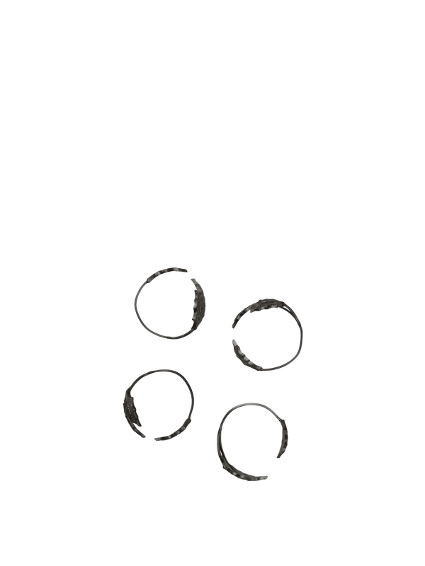 ferm LIVING Holly Leaf Napkin Rings – Set of 4 – Black Brass
