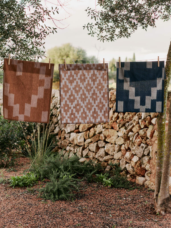ferm LIVING Ikat Tea Towel – Ink Blue / Parchment