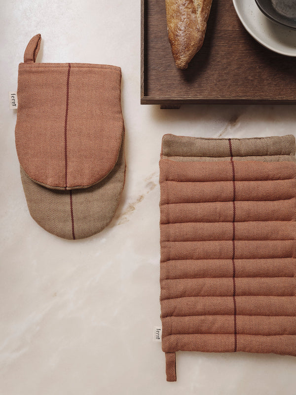 ferm LIVING Ito Pot Holder – Set of 2 – Hazel