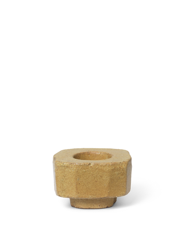 ferm LIVING Kurinu Candle Holder – Honey
