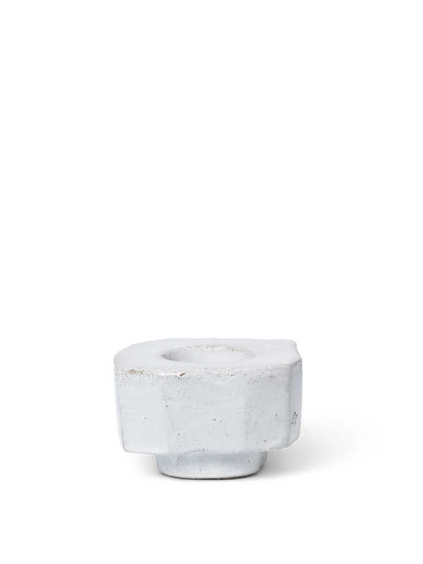 ferm LIVING Kurinu Candle Holder – White