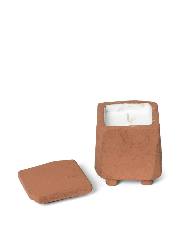 ferm LIVING Kurinu Scented Candle – Terracotta