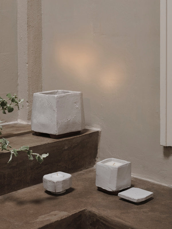 ferm LIVING Kurinu Scented Candle – White