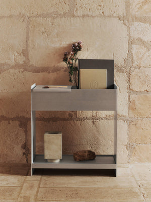 ferm LIVING Lager Plant Box With Shelf – Aluminium