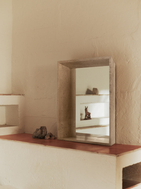 ferm LIVING Lancet Mirror – Travertine