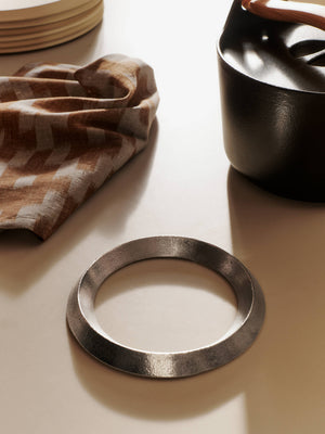 ferm LIVING Levee Trivet – Aluminium