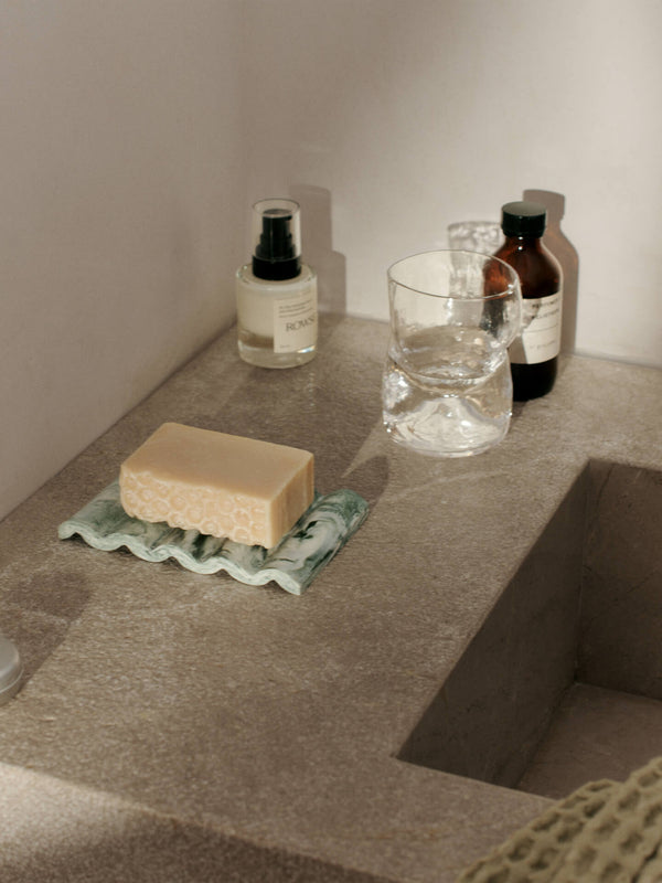 ferm LIVING Mist Soap Dish – Emerald / Off-white