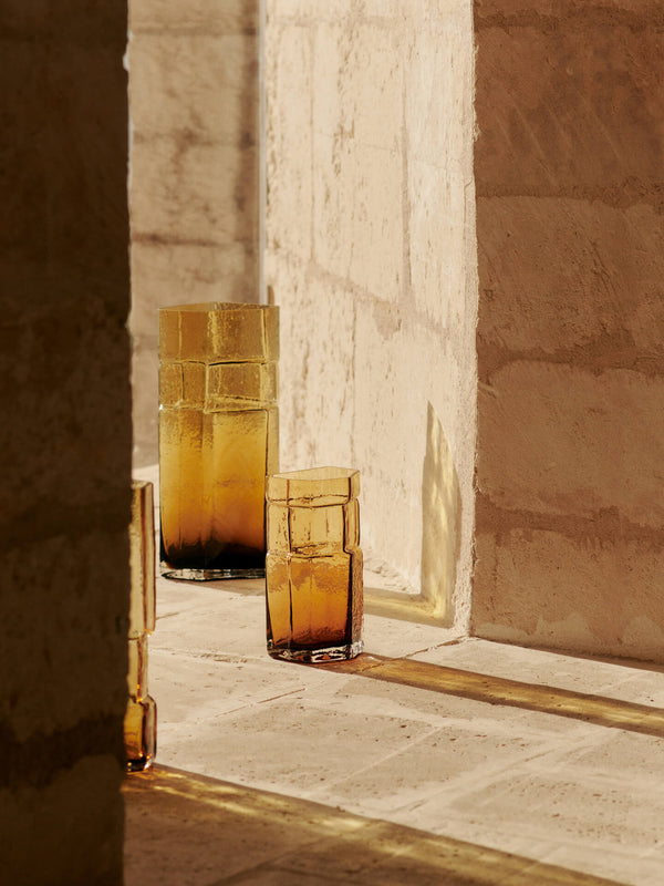 ferm LIVING Muro Vase H23 cm – Recycled Amber
