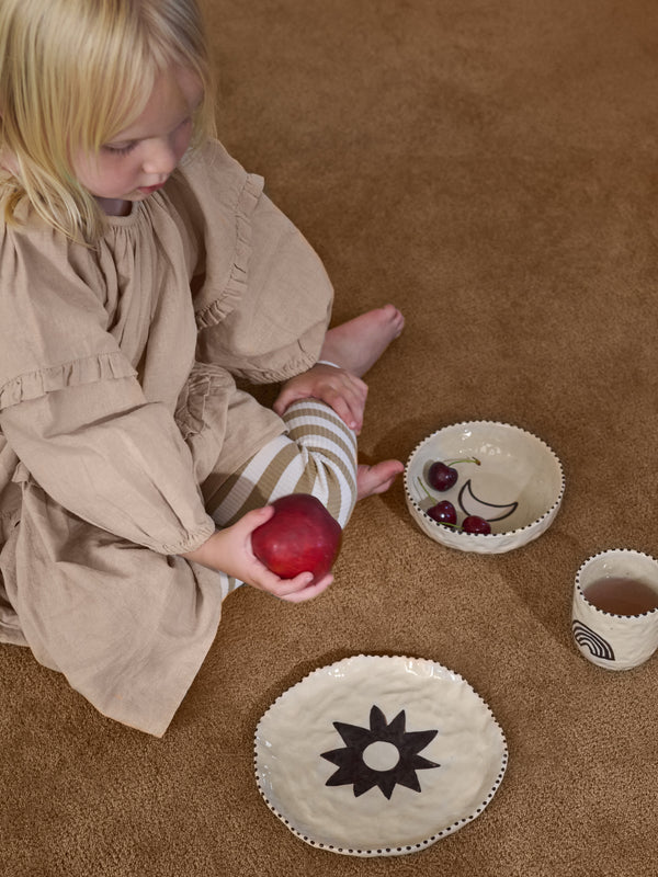 ferm LIVING Naive Ceramic Set – Red Brown