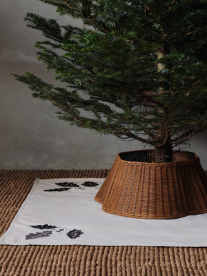 ferm LIVING Oak Christmas Tree Blanket – Square