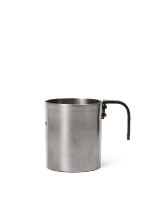 ferm LIVING Obra Measuring Cup – Stainless Steel