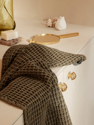 ferm LIVING Organic Hand Towel – Olive