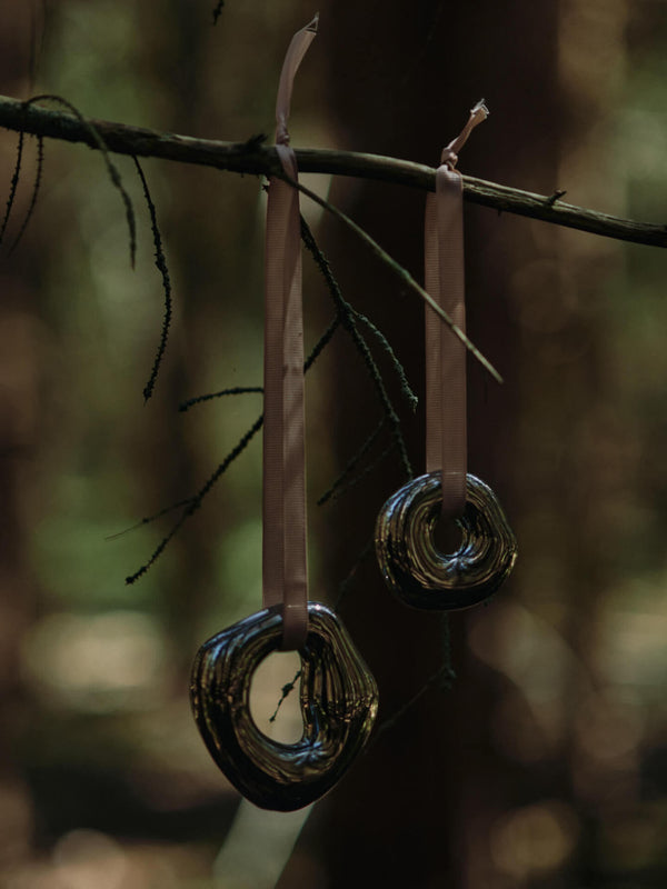 ferm LIVING Orrith Ornaments – Set of 2 – Silver