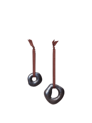 ferm LIVING Orrith Ornaments – Set of 2 – Rustic Bronze