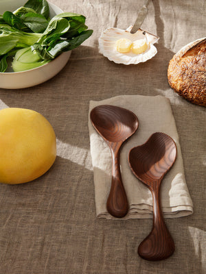 ferm LIVING Os Salad Servers – Dark Brown