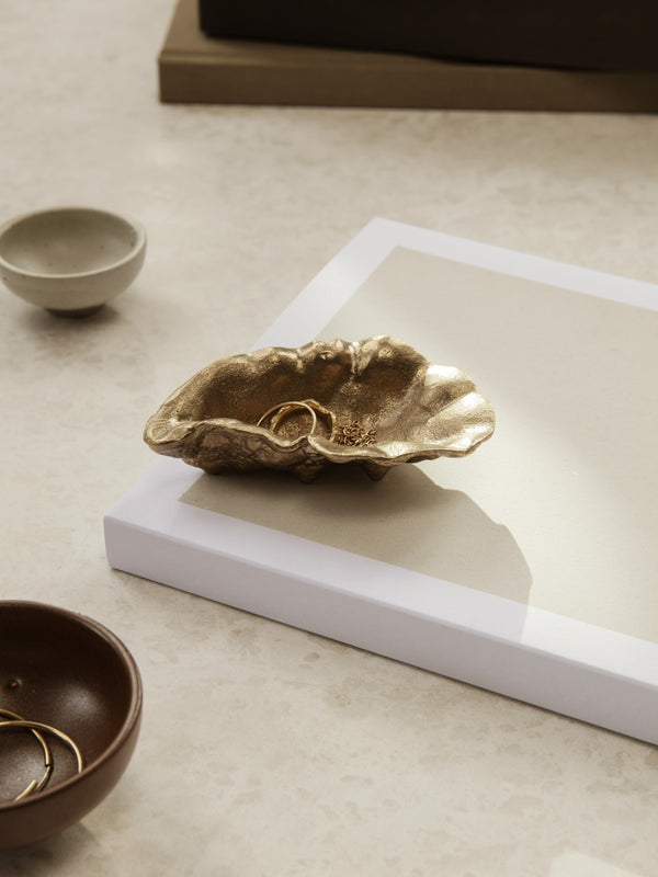 ferm LIVING Oyster Bowl – Brass