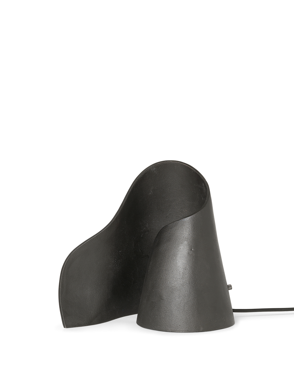 ferm LIVING Oyster Table Lamp – Black