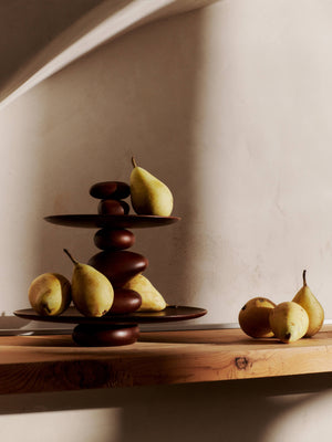 ferm LIVING Pebble Dessert Stand – Dark Brown