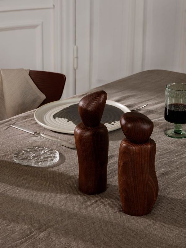 ferm LIVING Pebble Grinder – Dark Brown