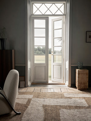 ferm LIVING Piece Rug 140 x 200 cm – Off-white / Toffee