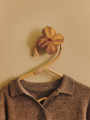 ferm LIVING Poesie Hand-carved Hook – Rose