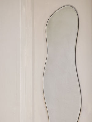 ferm LIVING Pond Mirror Full Size – Brass