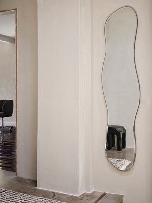 ferm LIVING Pond Mirror Full Size – Dark Chrome